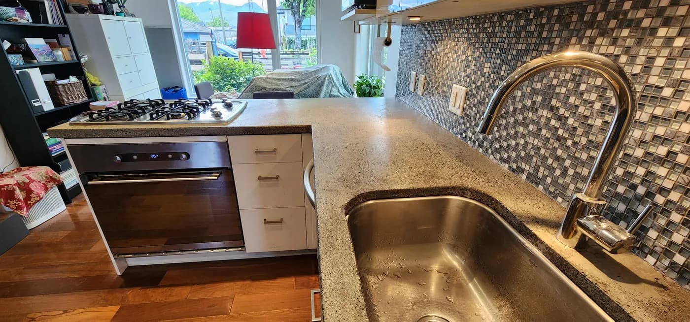 Salt & Pepper Concrete Polishing